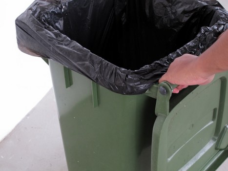 Recycling facilities handling construction waste in Merton